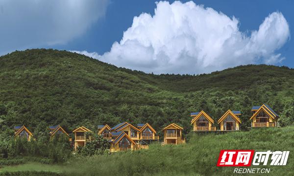 根據《旅游景區質量等級的劃分與評定》和《旅游景區質量等級管理辦法